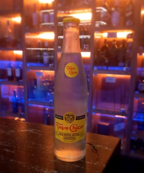 Agua mineral Topo Chico